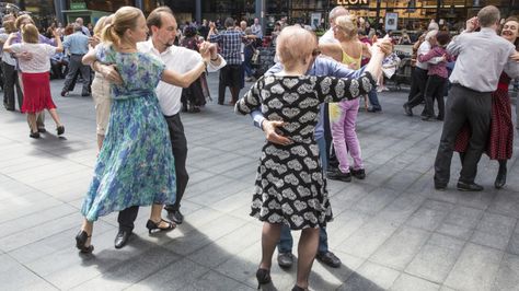 Spitalfields E1 Tea Dance - Wednesdays 12:30 - free tea Tea Dance, Street Game, Outdoor Exercise, Free Tea, Covent Garden, Outdoor Workouts, London City, Orchestra, In London