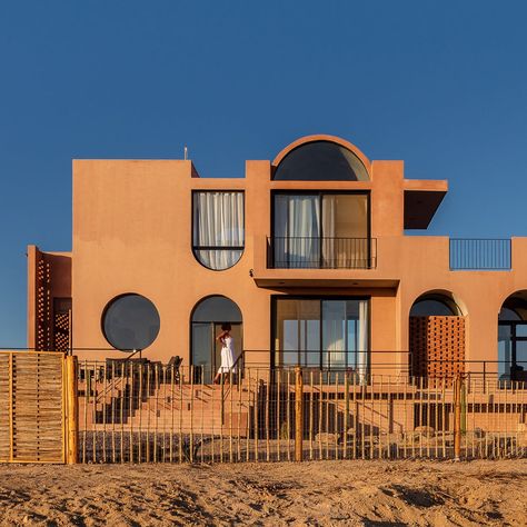 Best Architecture House, External Staircase, Mexican Architecture, Concrete Cover, Rammed Earth Wall, Arch Doorway, Concrete Home, Baja California Sur, Concrete House