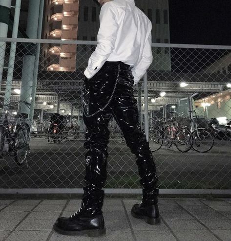 Dark Male Outfits, Alt Prom Outfits Men, Villian Outfits Male, Manwhore Outfits, Ripped Jeans With Fishnets, Concept Clothing, Punk Outfits, Gothic Outfits, Goth Outfits