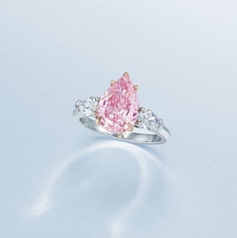 IMPORTANT COLOURED DIAMOND AND DIAMOND RING Pink Pear Diamond Ring, Diamond Ring Price, Fancy Diamond Ring, Pear Diamond Ring, Purple Pink Color, Glamorous Jewelry, Diamond Rings With Price, Wedding Ring Ideas, Royal Jewels