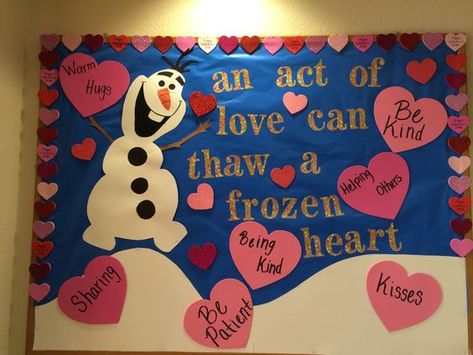 Winter Valentine Bulletin Board Ideas, Olaf Valentine Bulletin Board, Valentines Day Bulletin Board Preschool, Olaf Bulletin Board, Frozen Bulletin Board, Valentine Bulletin Board Ideas, Valentines Door Decorations, Valentines Door Decorations Classroom, Valentine Bulletin Board