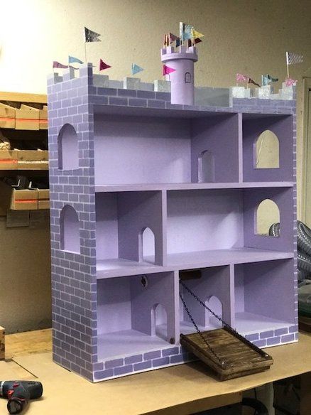 Diy Doll Castle, Diy Castle Dollhouse, Doll House Castle, Castle Bookshelf, Dollhouse Castle, Diy Castle, Castle Dollhouse, Cardboard Crafts Kids, Cardboard Dollhouse