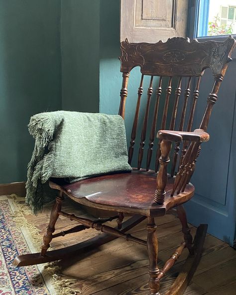 A new mercatino purchase. I am in love with this rocker and can already see myself warming by the winter fire. 🤣 Loving our vintage finds. #retreattothemountains #renovatinginitaly #vintagefurniture #antiquefinds #thrifting #italianadventure #mountainlife #rockingchair #winterplans #bythefire #italy #oldhouse Antique Rocking Chairs Wood, Wood Rocking Chair Living Room, Rocking Chair By Fireplace, Cottagecore Chair, Rocking Chair Aesthetic, Rocking Chair In Living Room, Telephone Chair, Antique Rocking Chair, Simple Country Life