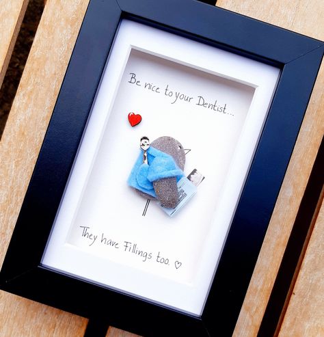 Dental Clinic Decoration, Clinic Decoration, 40th Wedding Anniversary Gifts, Doctor Hospital, Dental Surgeon, Anniversary Pictures, Dentist Office, Pebble Pictures, Medical Doctor