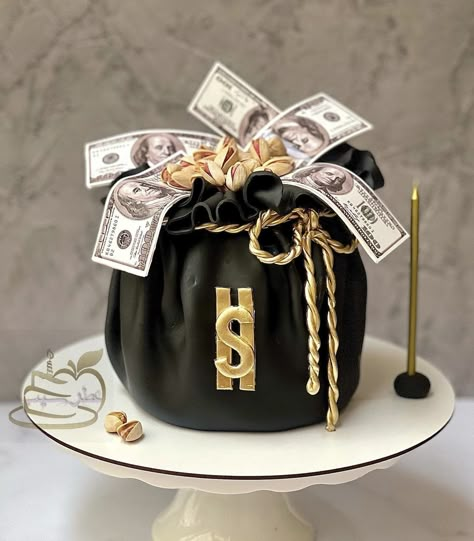 Cake Designs Men, Money Birthday Cake, Cake Design For Men, Unique Cakes Designs, Tiered Cakes Birthday, Birthday Cake For Husband, Realistic Cakes, Birthday Decorations For Men, Money Cake