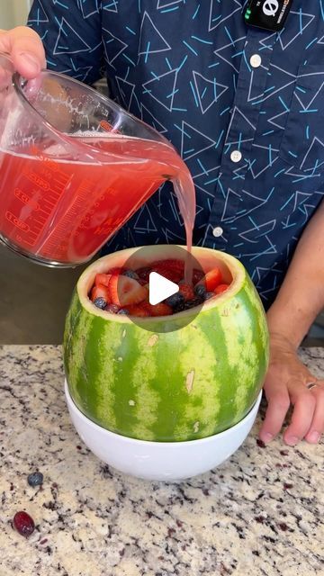 Food Dudes on Instagram: "Watermelon lover’s, TRY THIS! 🍉 #easyrecipe #homecooking #summer #foodhacks" Things To Do With A Watermelon, Watermelon Fruit Salad Bowl Party Ideas, Fun Watermelon Ideas, Summer Side Recipes, Watermelon Jello Mold, Watermelon Jello Fruit Bowl, Watermelon Jello Slices With Fruit, Jello And Fruit Recipes, Watermelon Ideas Party