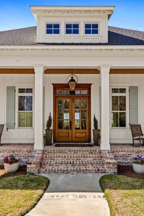 Stamped Front Porch, White House Brick Porch, French Country Front Door Ideas, Brick Steps Front Porch, French Country Front Porch Ideas, French Country Exterior Homes, Porch Details, Farmhouse Brick, Country House Exterior