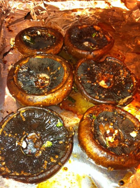 Portobello Mushroom Cap Recipes, Portobello Caps Recipe, Portables Mushroom Cap Recipes, Marinade For Mushrooms, Marinated Portabella Mushrooms, Oven Roasted Portabella Mushrooms, Portabella Mushroom Marinade, Large Portabella Mushrooms Recipe, Oven Baked Portabella Mushrooms