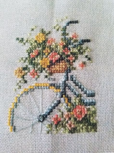 Modern Cross, Embroidery Inspiration, Cross Stitch, Diy Projects, Embroidery