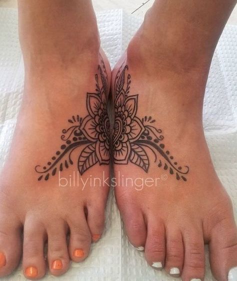 Matching Floral Foot Tattoo. Floral Foot Tattoo, Flower Foot Tattoo, Mangas Tattoo, Mujeres Tattoo, Dragons Tattoo, Tattoo Foot, Tattoo Floral, Pisces Tattoos, Foot Tattoos For Women