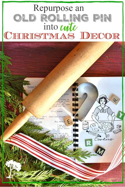 Repurpose an old rolling pin with vintage pieces to make a charming DIY Christmas decor accent. Decorative Rolling Pins, Christmas Rolling Pin Decor, Rolling Pins Decor, Rolling Pin Display Ideas, Easy Primitive Crafts Diy, Painted Rolling Pins, Christmas Rolling Pins, Primitive Crafts Diy, Vintage Rolling Pins