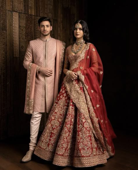 Engagement Outfits Indian, Groom Indian Wedding Outfits, Indian Reception Outfit, Indian Bridal Wear Red, India Wedding Dress, Wedding Matching Outfits, Wedding Outfits For Groom, Indian Groom Wear, Bridal Lehenga Designs