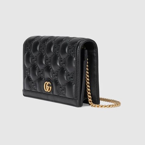 Gucci Wallet On Chain, Small Leather Accessories, Luxury Wallet, Black Wallet, Black Chain, Wallet Chain, Leather Chain, Beauty Items, Small Accessories