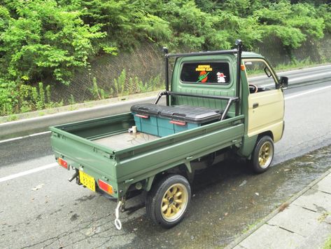 Japanese Pickup Trucks, Honda Acty Truck Modified, Cute Small Cars, Japanese Mini Truck, Acty Truck, Japanese Truck, Kei Truck, Mini Trucks 4x4, Kei Car