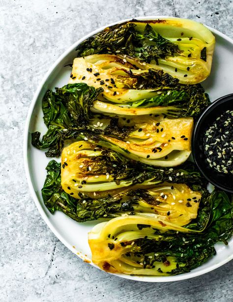 Sesame Ginger Seared Baby Bok Choy #bokchoy #babybokchoy #sides #sidedish #sesame #ginger #asian Koreansk Mad, Ginger Asian, Braised Tofu, Thyme Recipes, Carlsbad Cravings, Asian Vegetables, Sesame Ginger, Tofu Recipe, Drink Inspiration