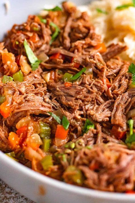 Carne Mechada is flavorful, tender shredded beef perfect for tacos, arepas or on a plate of Pabellon Criollo. This amazing beef is slow-cooked and finished on the stove top to sear in the flavor. Shredded Beef Tacos, South American Recipes, Shredded Beef, Easy Summer Meals, Quick Lunches, Tacos Beef, Global Recipes, Recipes For Beginners, Instant Pot Recipes