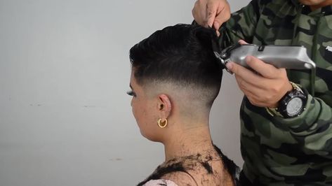 Young Karlaa Beautiful headshave New video 2023 Headshave and Haircut Headshave Videos, Shaved Hair Women, Short Spiked Hair, Spiked Hair, Subscribe My Channel, Shaved Hair, New Video, Womens Hairstyles, Hair Cuts