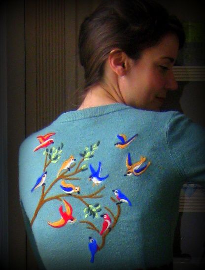 My latest needle felted sweater. I think I have a new addiction. Simple Gown, Cassie Stephens, Embroidery Clothes, Tailored Fashion, Fashion Embroidery, Needle Felting Projects, Bird Embroidery, Wool Projects, Felt Birds