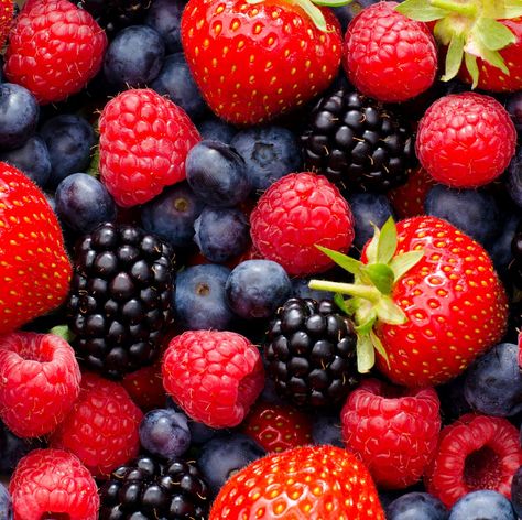 Your body will thank you! Inflammation Diet, Nutrition Consultant, Avoid Processed Foods, Anti Inflammation, Anti Aging Food, Dash Diet, Inflammatory Foods, Chronic Inflammation, Wild Berry