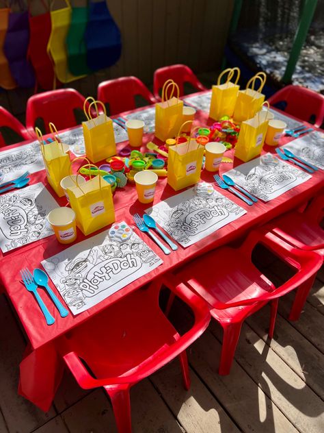 Kiddie Party Ideas, Sensory Activities For Birthday Party, Kiddie Table Birthday Party, Learning Birthday Party, Kids Activity Table Birthday Party, Birthday Playground Party Ideas, Play Date Birthday Party, 2nd Birthday Activity Ideas, Playdoh Themed Birthday Party