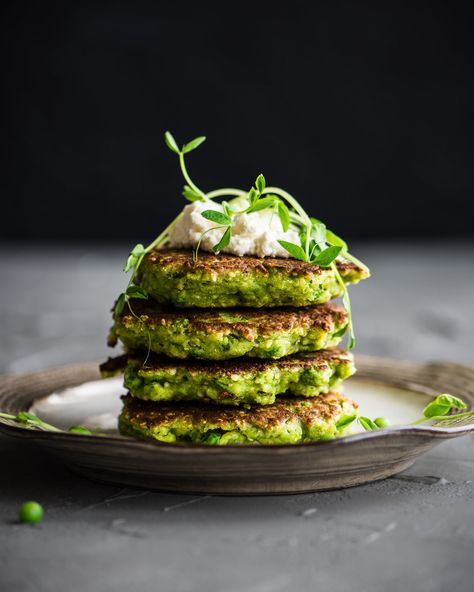 Green Pea Fritters with Chickpea Flour — Mushrooms & Thyme Chickpea Flour Fritters, Fritters Photography, Green Pea Fritters, Chickpea Flour Recipes, Pea Fritters, Chickpea Fritters, Fresh Ricotta, Vegetable Mixes, Spring Peas