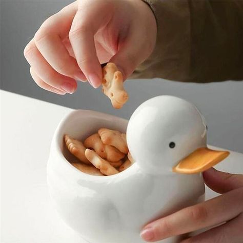 Duck Pottery, Duck Bowl, Cute Furniture, Smink Inspiration, Tanah Liat, A Duck, Cute Kitchen, Cute Home Decor, So Creative