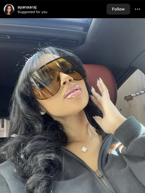 Baddie Shades, All Black Cars, Women In Sunglasses, Sunglasses Black Women, Baddie Selfie, Baddie Selfies, Expensive Looks, Grown Woman Era, Filler Pictures