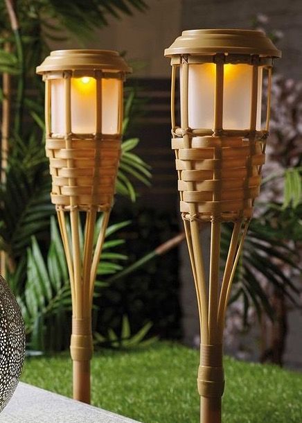 Lighting For Gardens, Bamboo Furniture Diy, Outdoor Restaurant Patio, Bamboo Furniture Design, Light Bulb Art, Mirror Decor Living Room, Bamboo Diy, Bamboo House Design, Aluminum Can Crafts