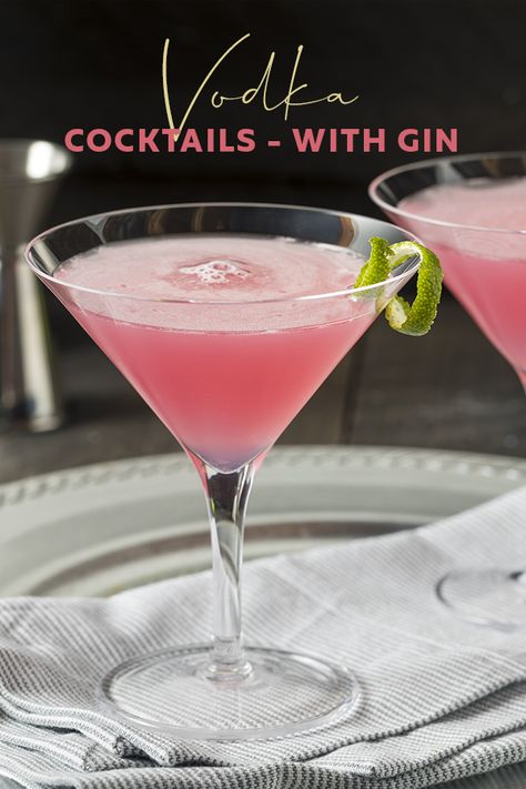 Try these classic vodka cocktails reinvented with gin! Malfy Gin Rosa Cocktails, Malfy Gin Cocktails, Rose Wine Cocktail, Pink Gin Cocktails, Classic Vodka Cocktails, Gin Gimlet, Best Gin Cocktails, Rosé Wine, Gin Recipes