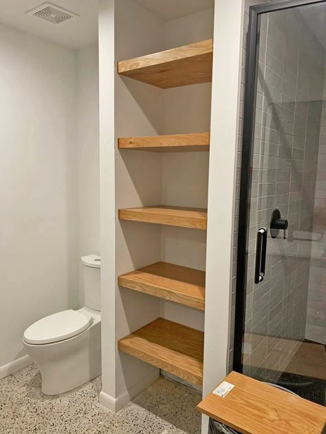 Nook Built-Ins for Any Room in Your Home — Woodmaster Custom Cabinets Floating Shelves Nook, Built In Vanity In Bathroom, Bedroom Built In, Bathroom Built Ins, Built In Wall Shelves, Diy Floating Shelves, Custom Bathroom Cabinets, Recessed Shelves, Oak Floating Shelves