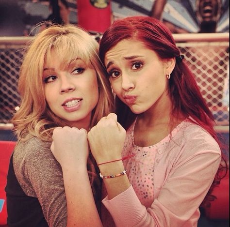 Ariana and Janet in Sam & Cat Ariana Grande