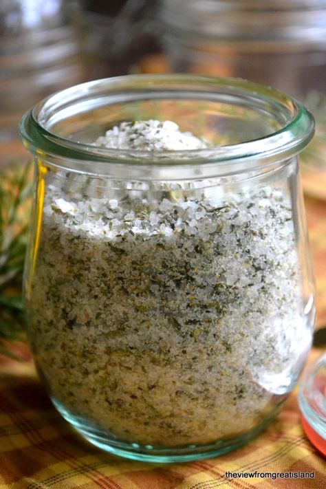 Infused Salt Recipes, Rosemary Salt Recipe, Seasonings For Chicken, Herb Salt Recipe, Flavored Salt, Herb Salt, Infused Salt, The View From Great Island, Finishing Salt