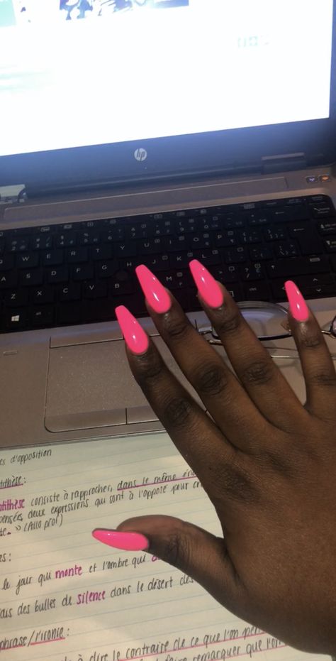 Hot Pink Nails Black Women, Dark Skin Pink Nails, African American Nail Designs, Barbiecore Nails, Drippy Nails, Dark Skin Nail Color, Summer Nails Coffin, Types Of Nails Shapes, Nails Shapes