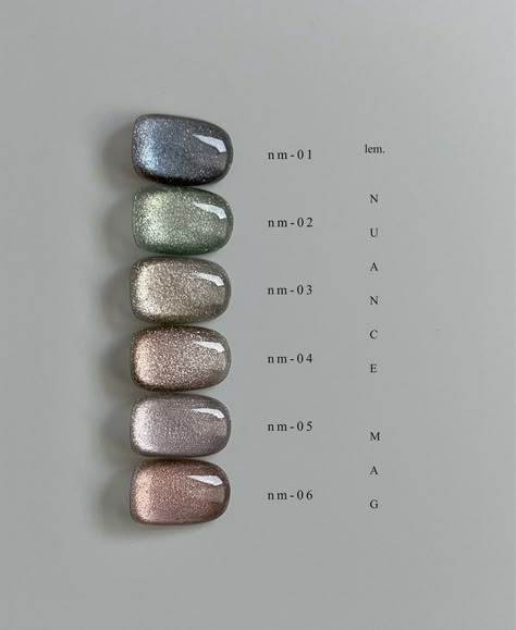 Grey Cat Eye Nails, 9d Cat Eye Nails, Nail Colors For Pale Skin, Vogue Nails, Cat Eye Nails Polish, Aurora Nails, Velvet Nails, Subtle Nails, Eye Nails