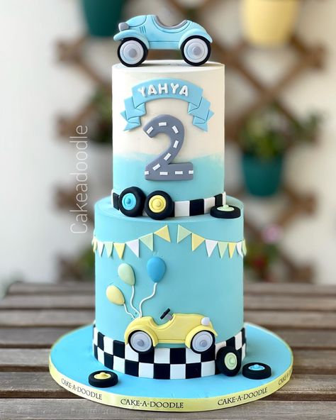 Car Themed Birthday Cake, Doodle Cake, 1st Year Cake, 6th Birthday Boys, Second Birthday Cakes, 2nd Birthday Photos, Race Car Cakes, Cars Birthday Cake, Baby Birthday Decorations