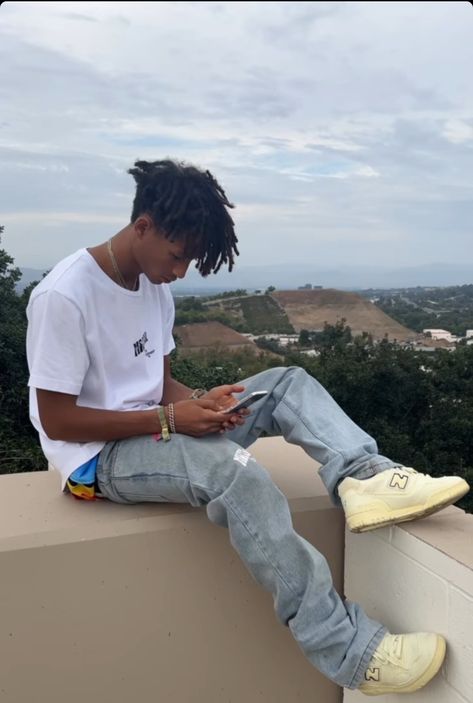 Jaden Smith Syre, Jaden Smith Fashion, Guys Grooming, Guy Fashion, Jaden Smith, New Aesthetic, Gym Workout For Beginners, Video Ideas, Role Model