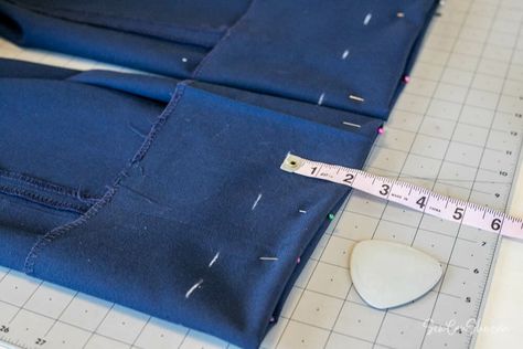 How to Hem Your Pants: The Best Step-by-Step Techniques How To Hem Mens Suit Pants, Easy Pant Hemming, Hemming Mens Suit Pants, How To Hem Mens Dress Pants, How To Hem Suit Pants, Hemming Suit Pants Men, How To Hem Pants By Hand Step By Step, Hemming Pants By Hand, How To Hem Trousers