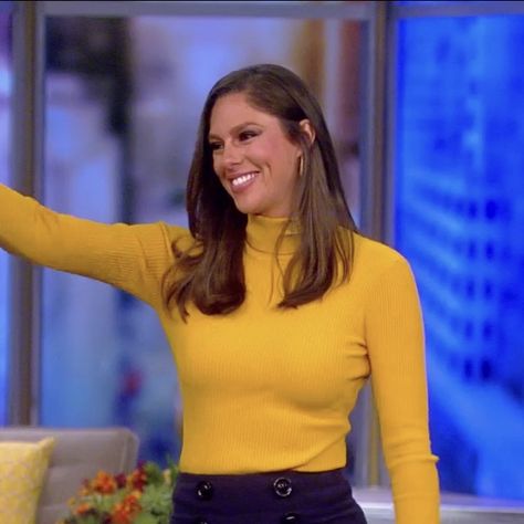 Abby Huntsman's Yellow Turtleneck Top | Big Blonde Hair Abby Huntsman, Yellow Turtleneck, Female News Anchors, Big Blonde Hair, Ribbed Shirt, Purple Pants, 2018 Fashion, September 10, Turtleneck Top