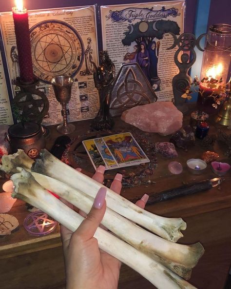 Paganism Aesthetic, Gerald Gardner, Witchcraft Altar, Witch Room, Witch Core, Witch Spirituality, Witches Altar, Magic Aesthetic, Season Of The Witch