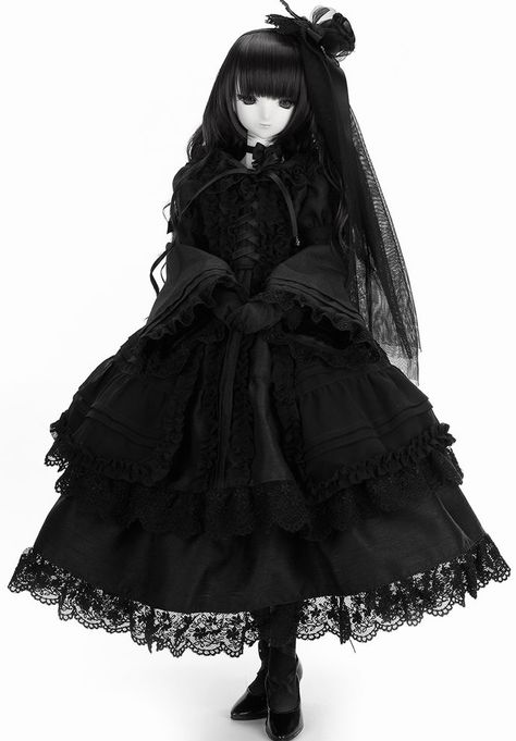 Gothic Doll Aesthetic, Ouji Fashion, Doll Aesthetic, Victorian Dolls, Gothic Dolls, Victorian Goth, Gothic Outfits, Bjd Doll, Doll Stuff