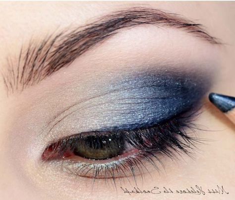 Blue Steel Prom Makeup For Brown Eyes, Wedding Makeup Blue, Prom Eyes, Khol Eyeliner, Blue Smokey Eye, Blue Makeup Looks, Silver Makeup, Prom Eye Makeup, Formal Makeup