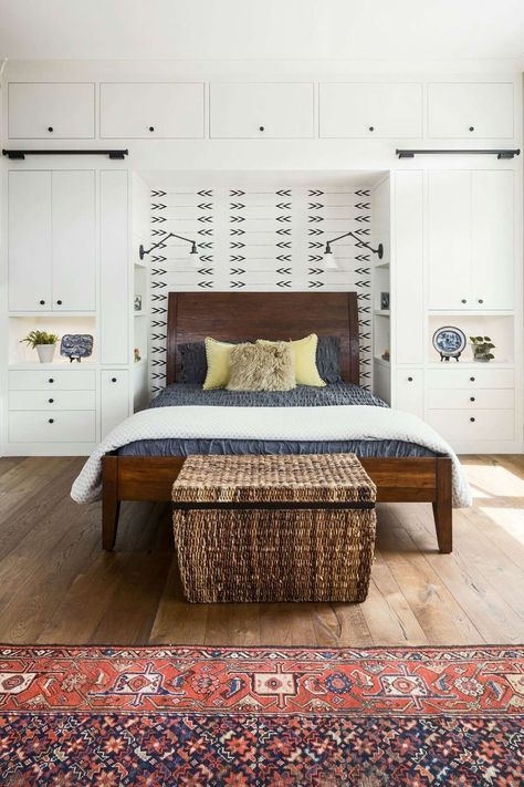 Photo 5 of 8 in Barton Hills Bedroom by Jameson Interiors - Dwell Bedroom Space Savers, Farmhouse Style Bedroom, European White Oak Floors, Tapestry Wallpaper, Farmhouse Style Bedroom Decor, Rustic Farmhouse Bedroom, Bedroom Built Ins, Modern Home Decor Bedroom, Bedroom Built In Wardrobe