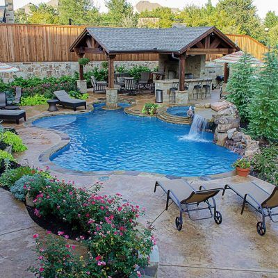 Ideas De Piscina, Pool And Patio, Dream Backyard Pool, Freeform Pools, Pools Backyard Inground, Pool Renovation, Backyard Pool Landscaping, Backyard Paradise, Diy Outdoor Decor