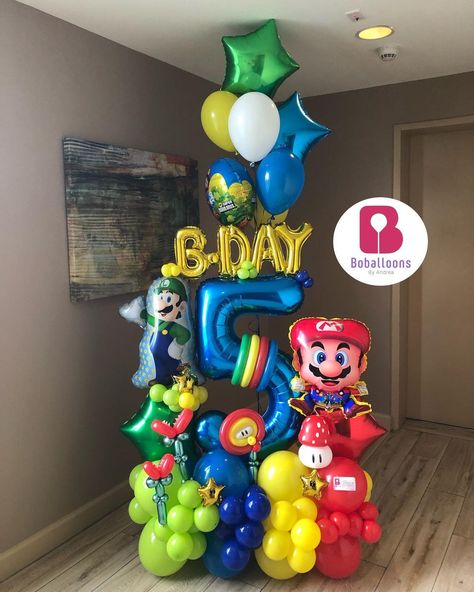 Super Mario Birthday Balloons, Super Mario Balloon Bouquet, Mario Balloon Bouquet, Mario Balloon Arch, Mario Theme Birthday, Mario Bros Birthday Party Ideas, Nintendo Party, Bobo Balloons, Mario Theme