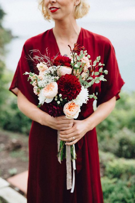 Wedding Flower Arrangements Fall, Dahlia Wedding Bouquets, Prom Flowers Bouquet, Garden Rose Bouquet, Flowers To Go, Prom Bouquet, Burgundy Dahlia, Dahlias Wedding, Dahlia Bouquet