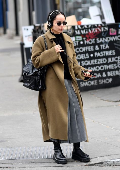 9 Celebrity Coat Outfits We All Need to Copy | Who What Wear Zoe Kravitz Style, Balenciaga Coat, Mango Coats, Leather Culottes, Zoe Kravitz, Jane Birkin, Winter Trends, Coat Outfits, Grace Kelly