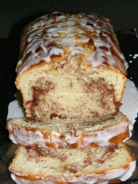 Loaf Breads, Sweet Bread Recipes, Cinnamon Bread Recipe, Cinnamon Roll Bread, Swirl Bread, Cinnamon Swirl Bread, Dessert Breads, Swirled Bread, Bread Sweet