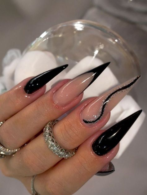 White And Black Glitter Nails, Nail Stiletto Design, Black Vacation Nails, Stiletto Nail Art Summer, Nails Acrylic French Tips, Stiletto Black Nails, Black Stiletto Nails Design, Cute Stiletto Nails Designs, Long Coffin Nails Designs