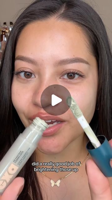 Jess | Makeup • Tutorials on Instagram: "Color correcting 101 for beginners! Products I used: @elfcosmetics color corrector in Peach @nyxcosmetics pro fix stick in Yellow @exa.beauty color corrector in Green  #colorcorrection #colorcorrecting #howtobeauty #makeuptutorial #makeup #conceal #concealer" How To Use Green Concealer, Green Concealer How To Use, How To Use Color Corrector, Green Corrector Concealer How To Use, Green Color Corrector How To Use, How To Color Correct Makeup, Color Corrector Guide, Make Up Corrector Color Correction, Green Colour Corrector