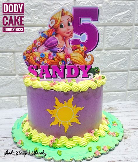 Princess cake. Simple cake Princess Cake Simple, Princess Cake Ideas, Cake Ideas Simple, Rapunzel Cake, Cake Simple, Simple Cake, Princess Cake, Easy Cake, Cake Ideas